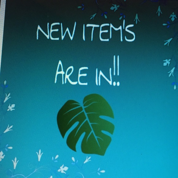 Prices Greatly Reduced🌹 - Picture 2 of 2